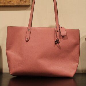 Coach Central Tote With Signature Canvas Blocking